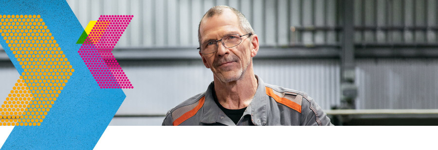 Kuhn Edelstahl_CNC-Fräser